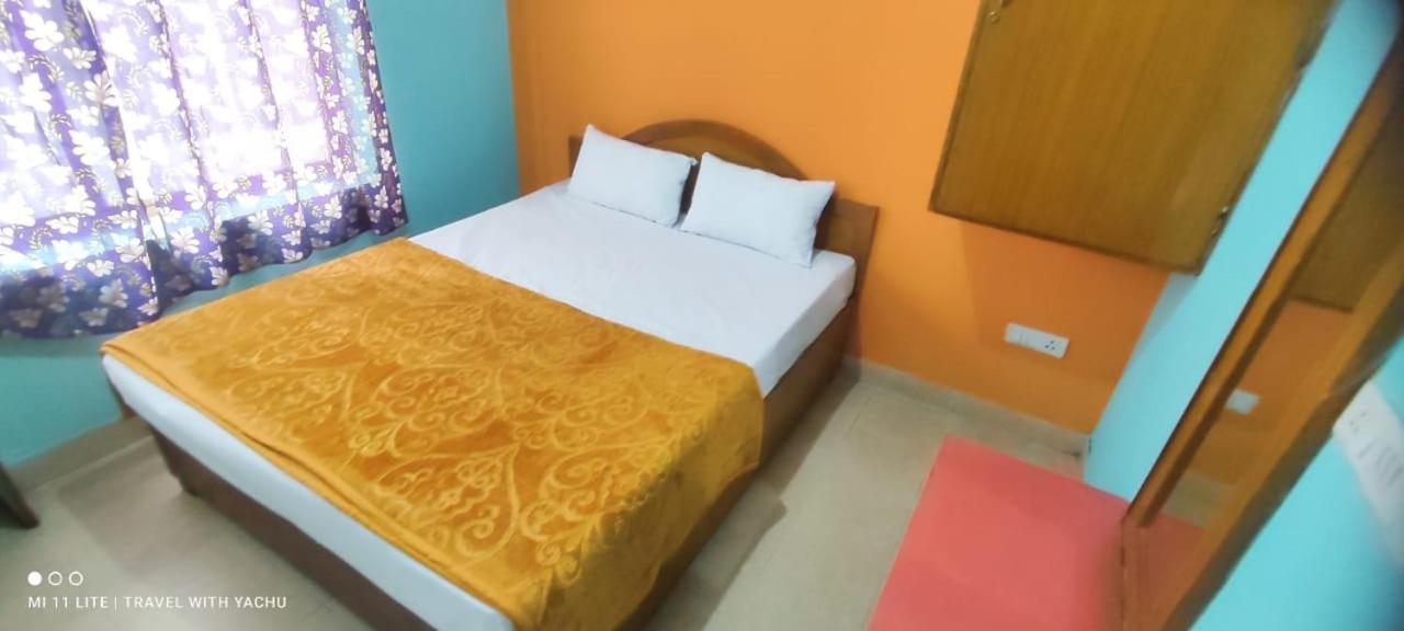 Hotel Nakshatra Ooty Buitenkant foto