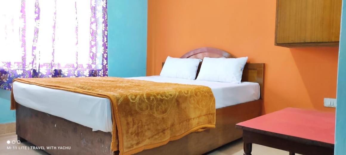 Hotel Nakshatra Ooty Buitenkant foto
