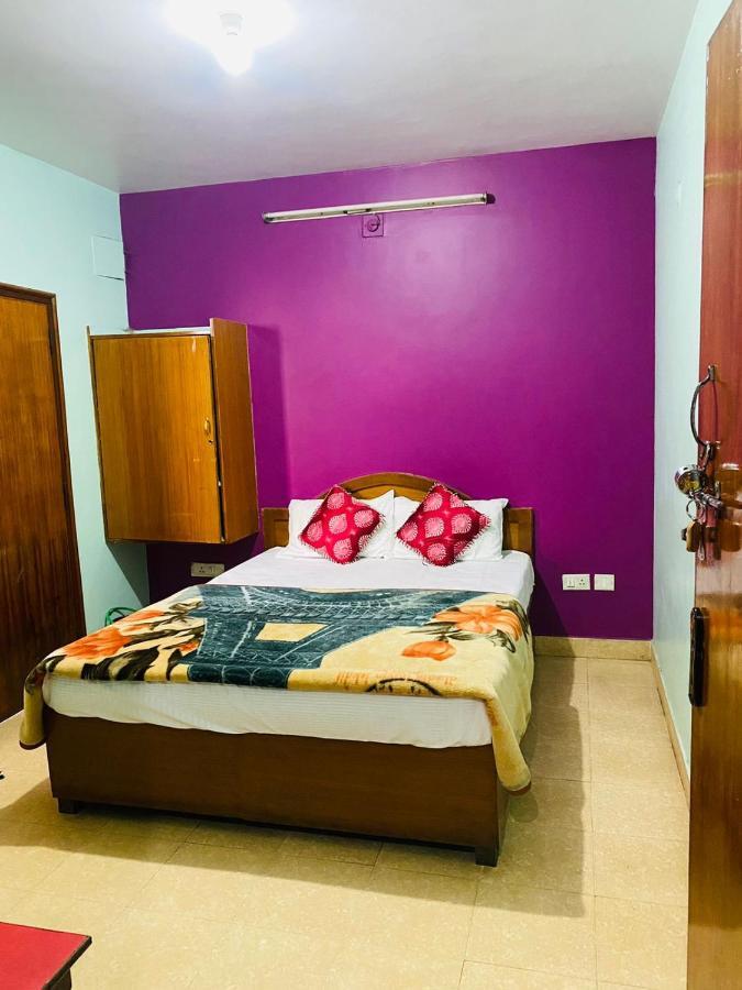 Hotel Nakshatra Ooty Buitenkant foto