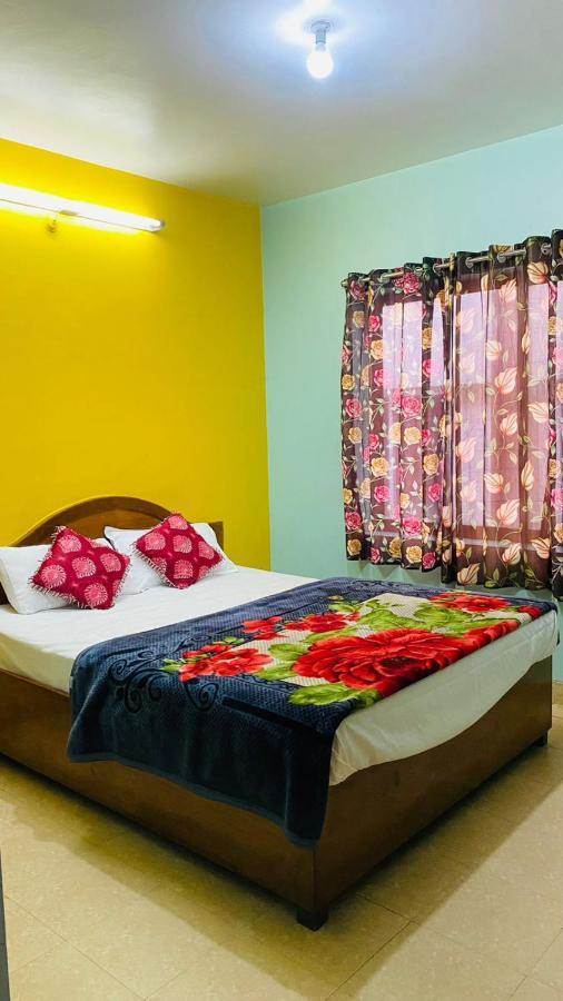 Hotel Nakshatra Ooty Buitenkant foto