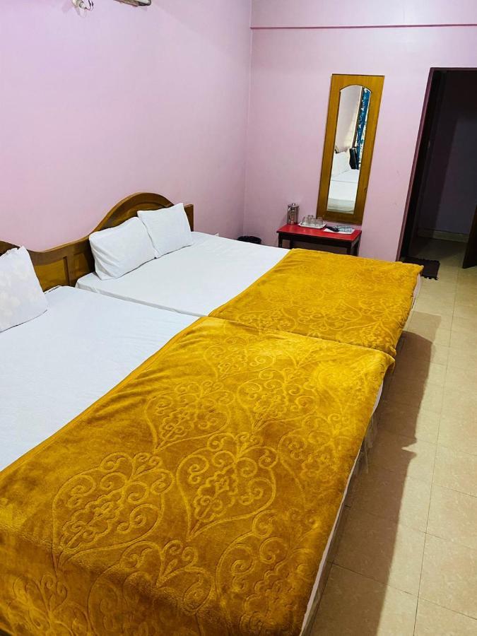 Hotel Nakshatra Ooty Buitenkant foto